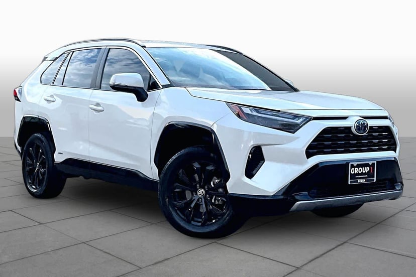 2022 Toyota RAV4 - Image 1
