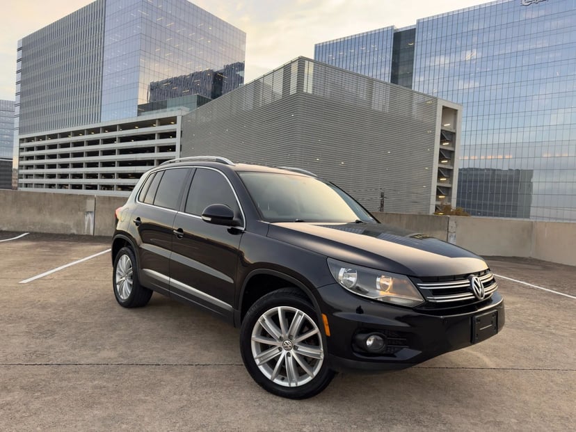 2014 Volkswagen Tiguan - Image 1