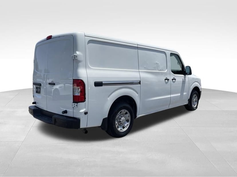 2018 Nissan NV Cargo - Image 3