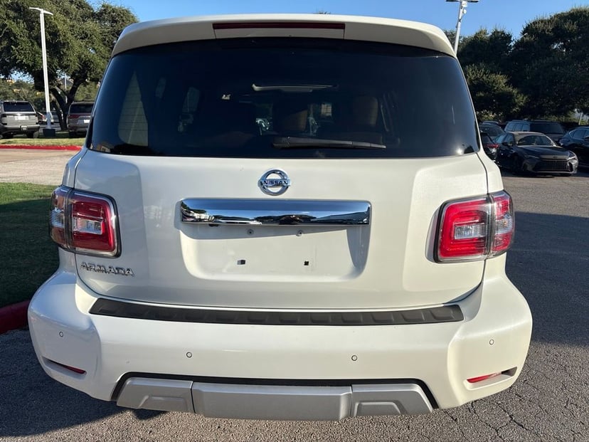 2017 Nissan Armada - Image 3