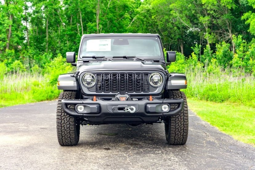 2026 Jeep Gladiator - Image 1