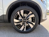 2026 Volvo XC40 - Preview 6
