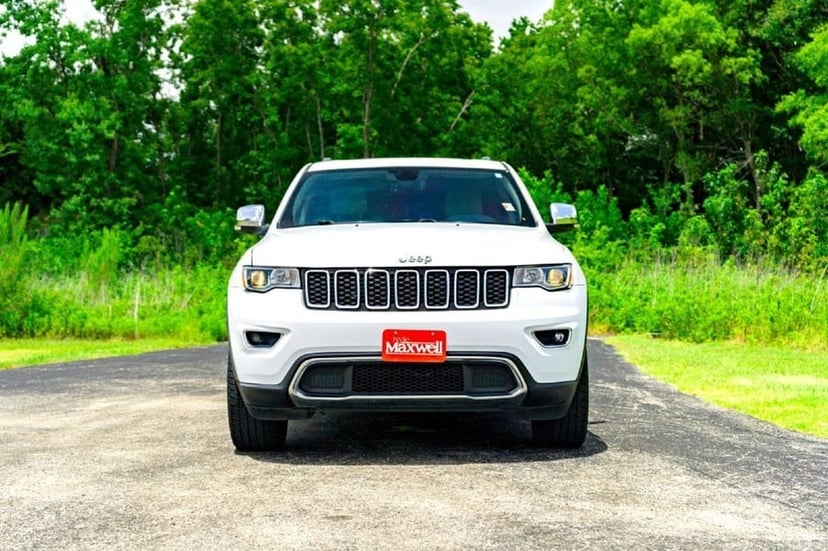 2020 Jeep Grand Cherokee - Image 2