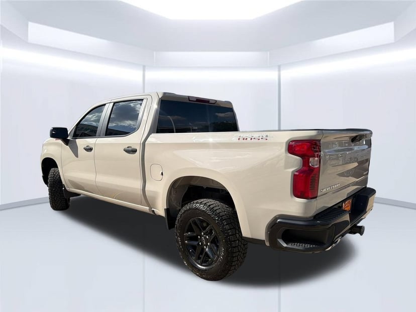 2026 Chevrolet Silverado 1500 - Image 2