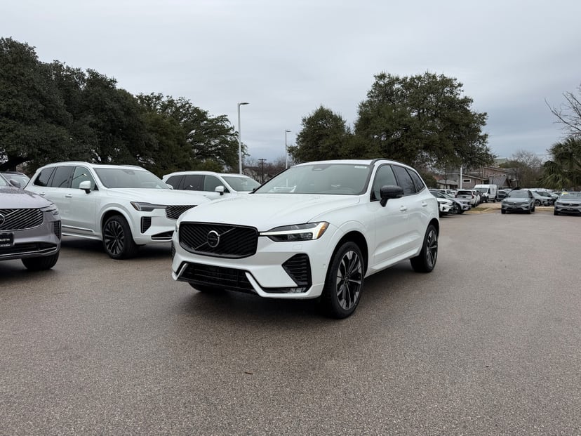 2026 Volvo XC60 - Image 1