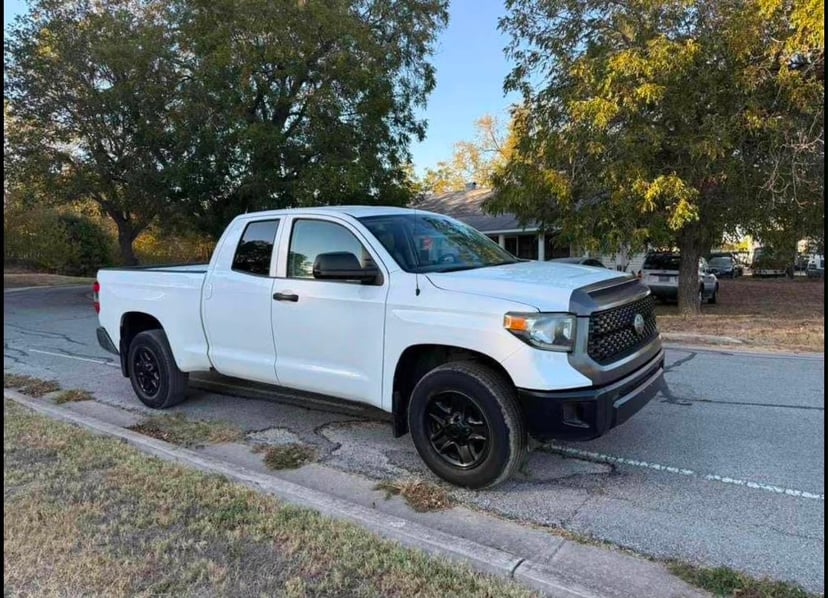 2019 Toyota Tundra - Image 2