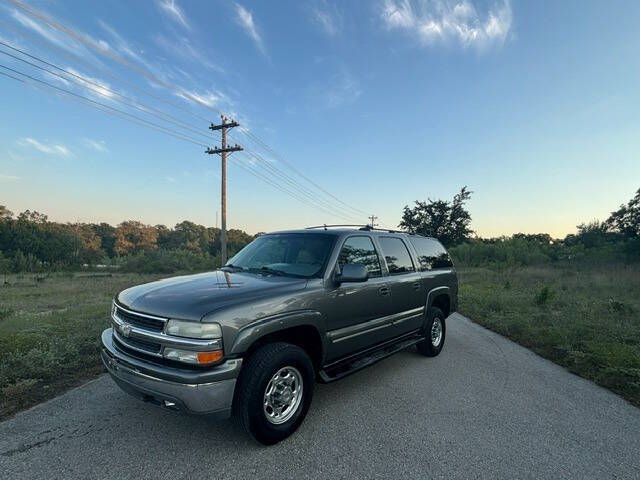 2002 Chevrolet Suburban - Image 1