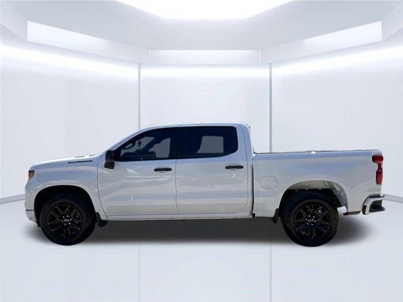 2026 Chevrolet Silverado 1500 - Image 1