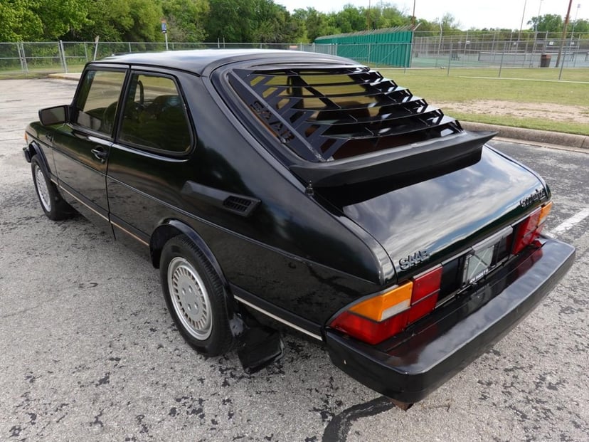 1983 Saab 900 Turbo Sedan - Image 2