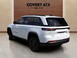 2027 Jeep Grand Cherokee - Preview 3