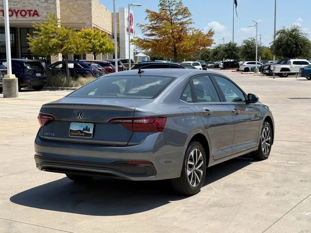 2024 Volkswagen Jetta - Image 2