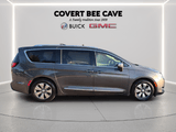 2018 Chrysler Pacifica - Preview 8