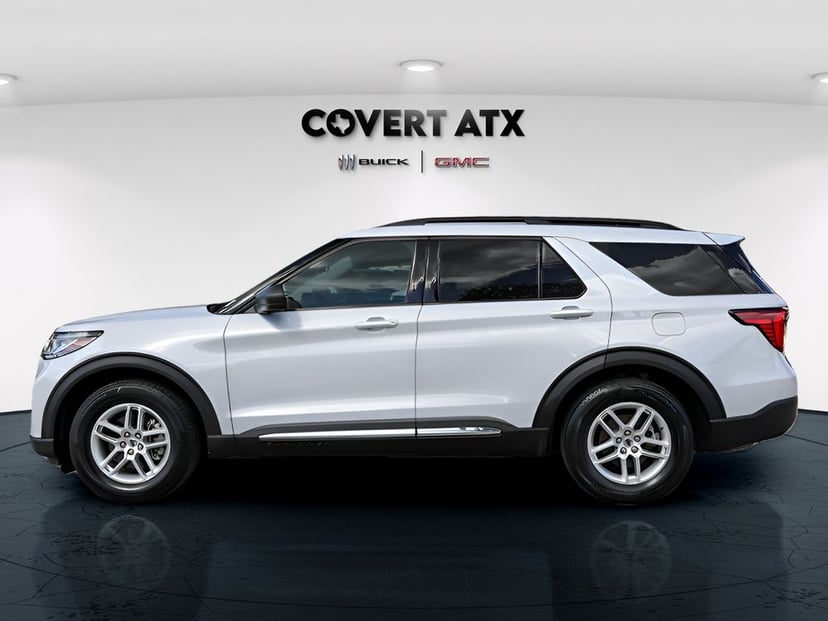2025 Ford Explorer - Image 2