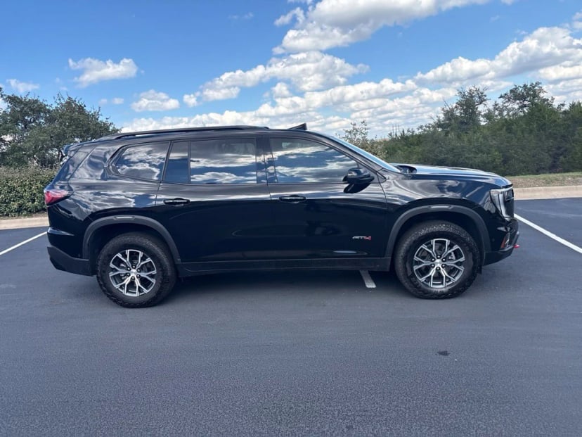2025 GMC Acadia - Image 1