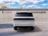 2027 Lincoln Navigator - Preview 7