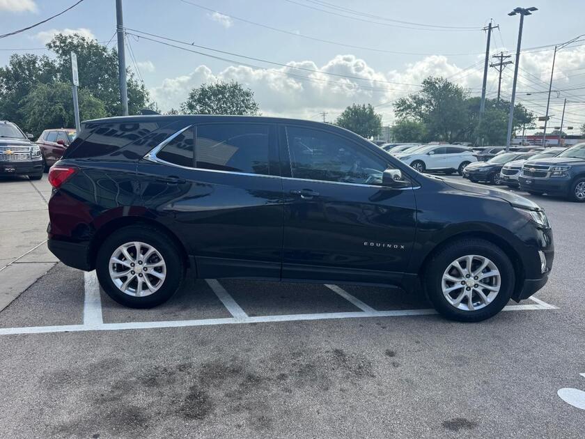 2020 Chevrolet Equinox - Image 2