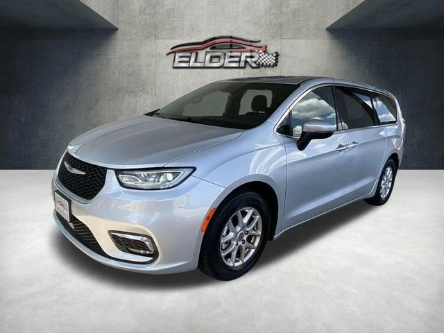 2023 Chrysler Pacifica - Image 1