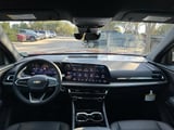 2027 Chevrolet Traverse - Preview 12