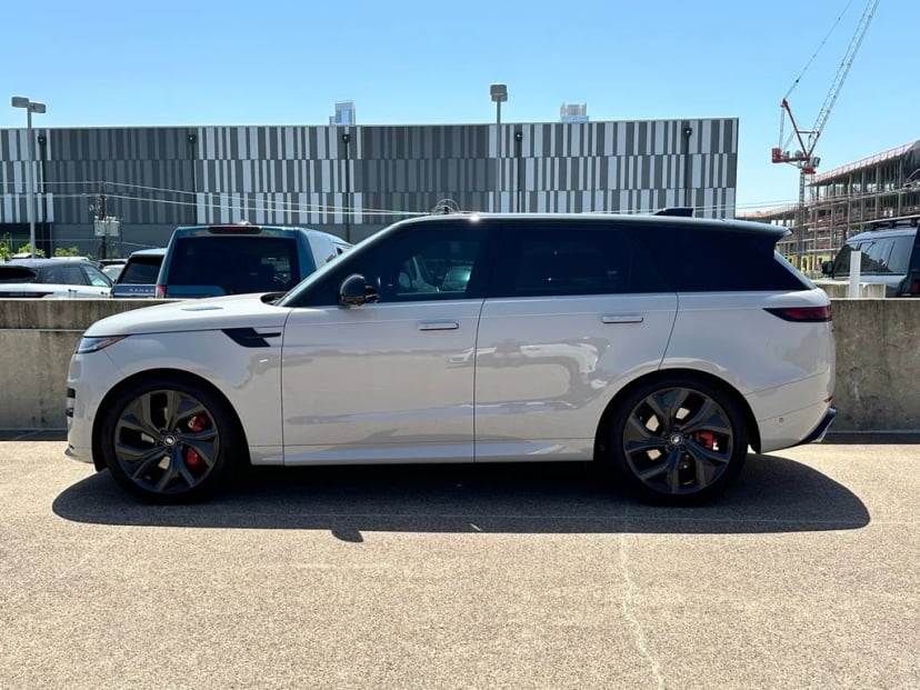 2025 Land Rover Range Rover Sport - Image 1