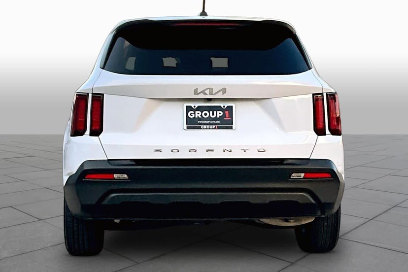 2022 Kia Sorento - Image 3