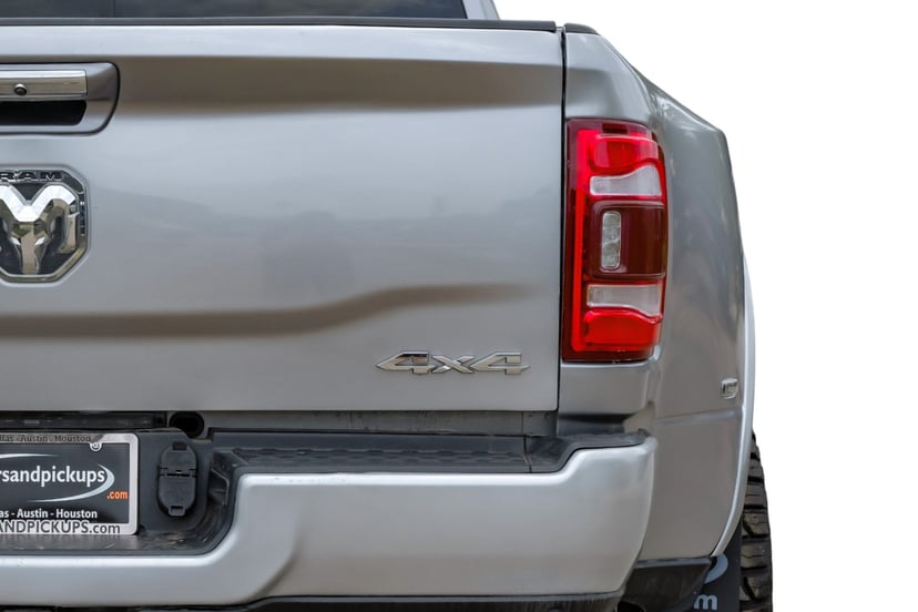 2022 Ram 3500 - Image 2