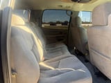 2004 Chevrolet Suburban - Preview 13