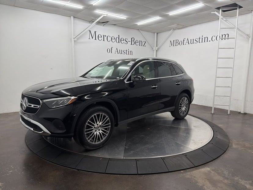 2026 Mercedes-Benz GLC - Image 3