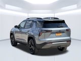 2027 Chevrolet Equinox - Preview 4