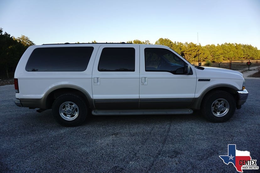 2002 Ford Excursion - Image 3