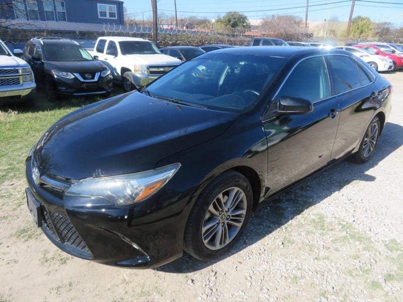 2015 Toyota Camry - Image 2