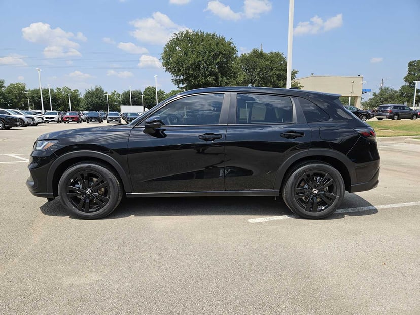 2027 Honda HR-V - Image 2