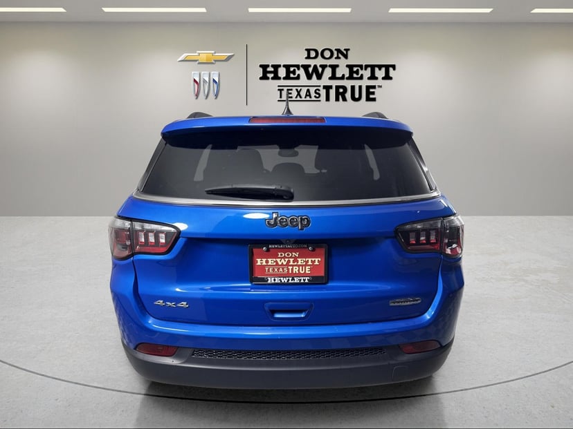 2024 Jeep Compass - Image 3