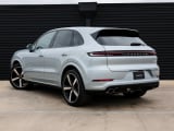 2026 Porsche Cayenne - Preview 3