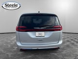 2024 Chrysler Pacifica - Preview 4