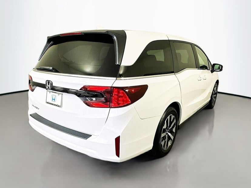2026 Honda Odyssey - Image 3