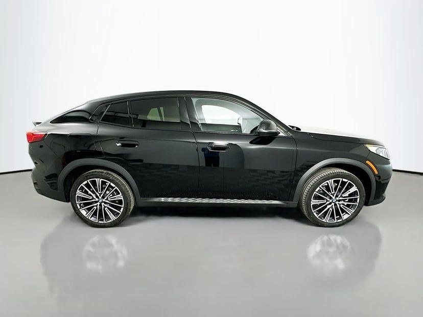 2026 BMW X2 - Image 2