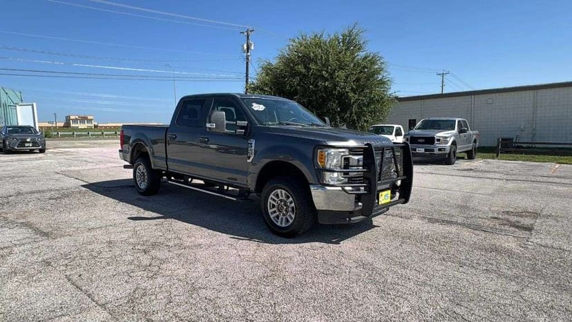2017 Ford F-250 Super Duty - Image 1