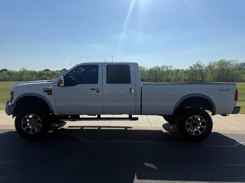 2010 Ford F-350 - Image 2