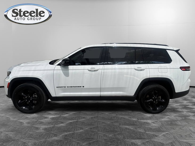 2023 Jeep Grand Cherokee L - Image 2