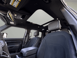2024 Land Rover Defender - Preview 15