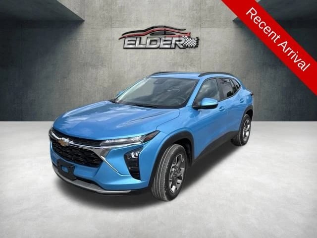 2025 Chevrolet Trax - Image 1