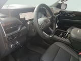 2026 GMC Yukon XL - Preview 8