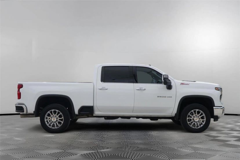 2024 Chevrolet Silverado 2500 HD - Image 1