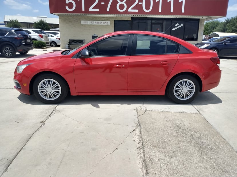 2015 Chevrolet Cruze - Image 2