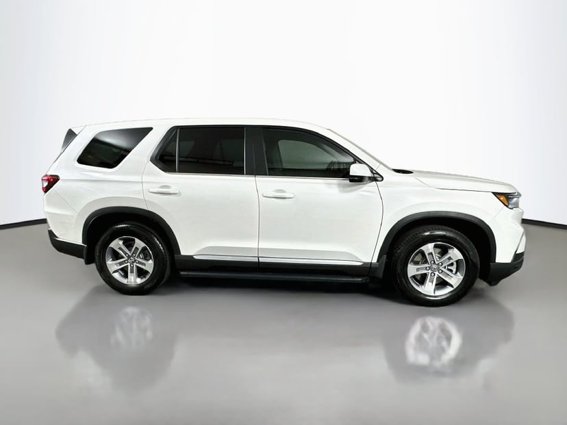 2025 Honda Pilot - Image 1