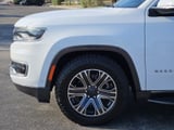 2022 Jeep Wagoneer - Preview 8