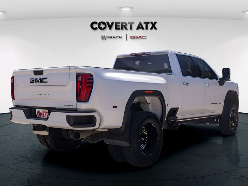 2025 GMC Sierra - Image 3