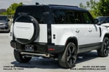 2026 Land Rover Defender - Preview 9