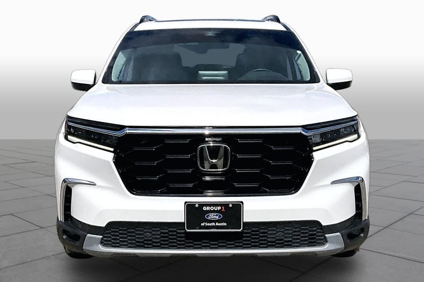 2023 Honda Pilot - Image 1
