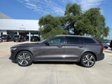 2025 Volvo V60 Cross Country - Preview 3
